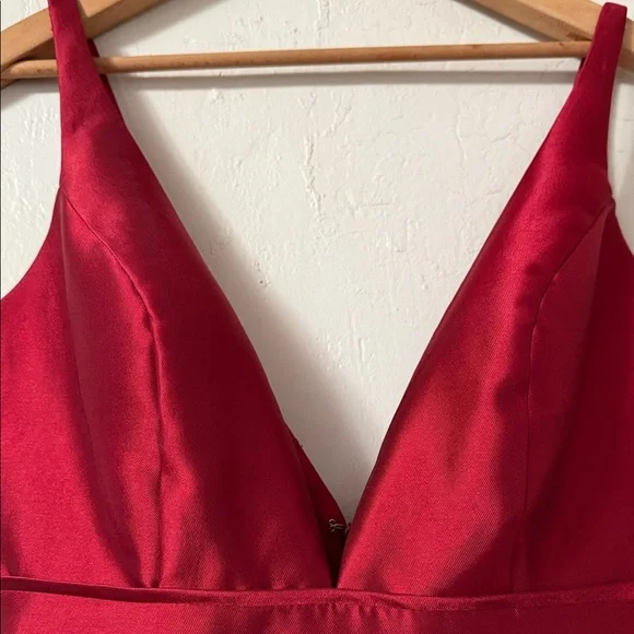 Elegant Mac Duggal New Red Sleeveless Dress Size 10 - Picture 5 of 16